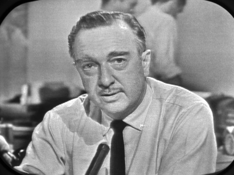 COMMENTARY: Media Credibility Harmed by Mingling Opinion,&nbsp;News